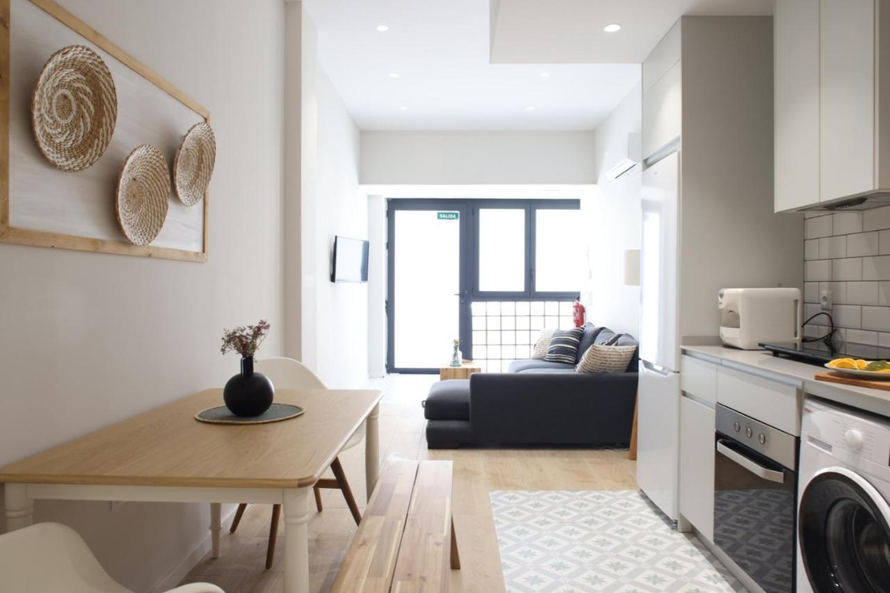 Florit Flats - The Serreria Rooms Valencia Exterior photo