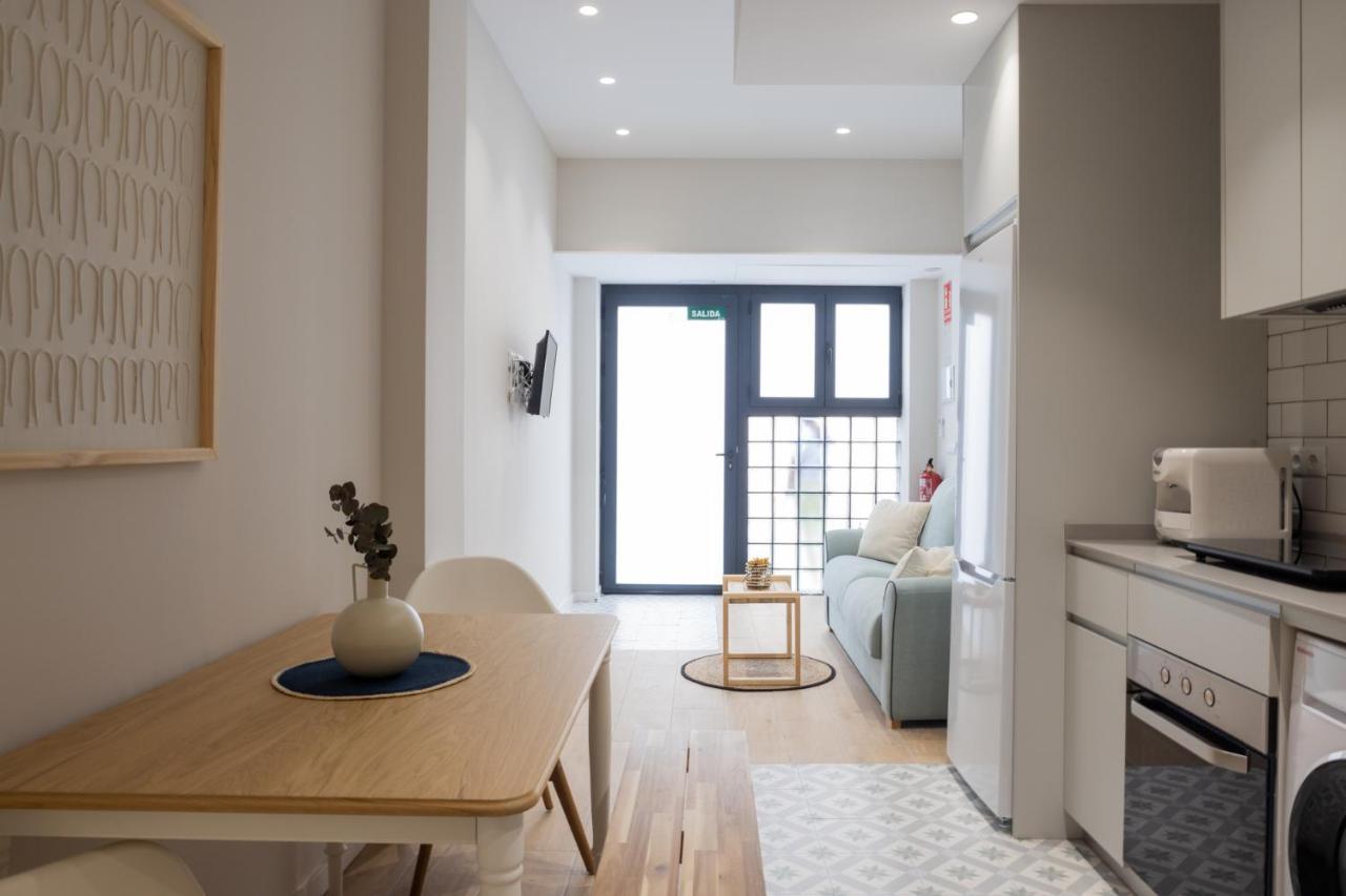 Florit Flats - The Serreria Rooms Valencia Exterior photo