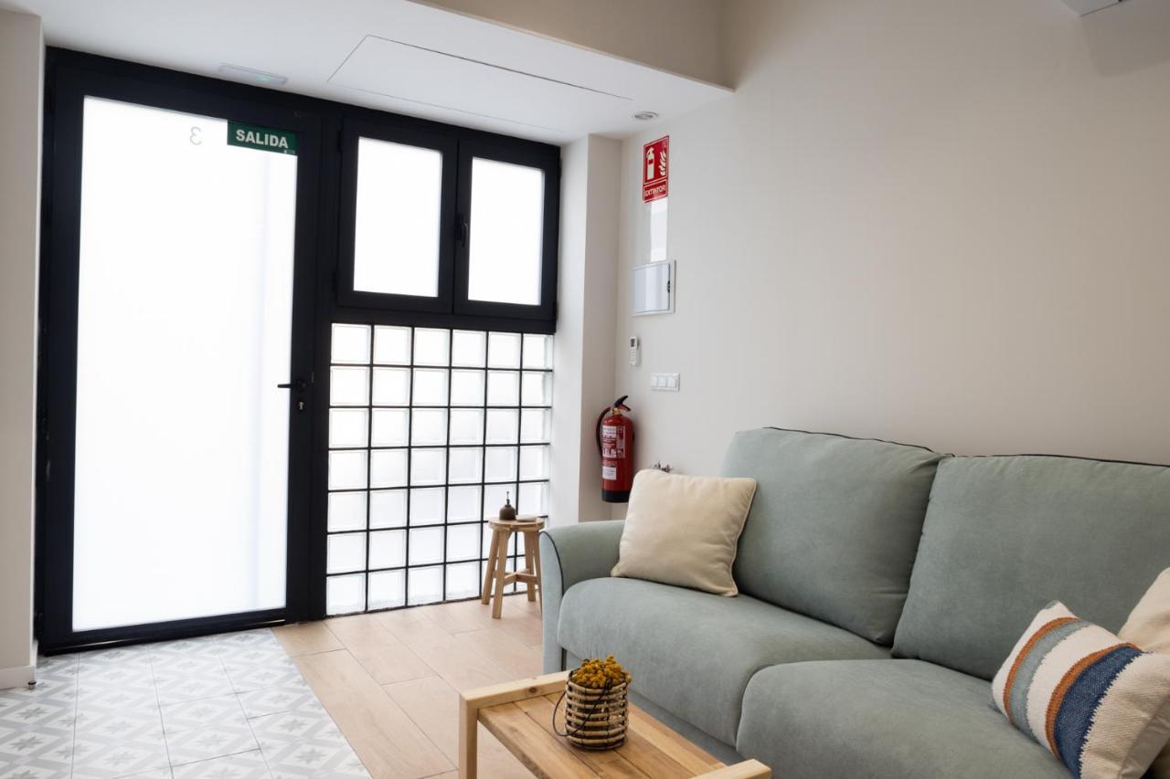 Florit Flats - The Serreria Rooms Valencia Exterior photo