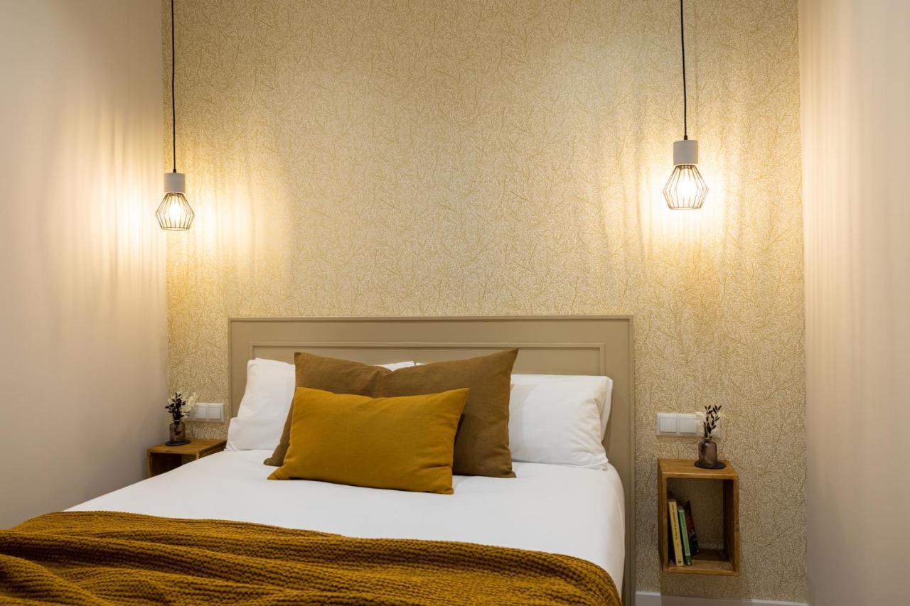 Florit Flats - The Serreria Rooms Valencia Exterior photo
